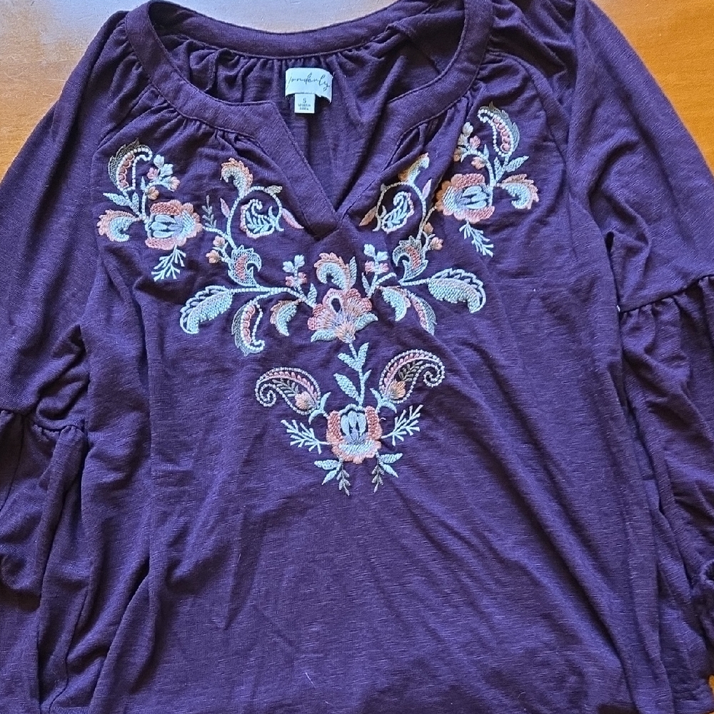 Wonderly Plum Embroidered V-Neck Tunic